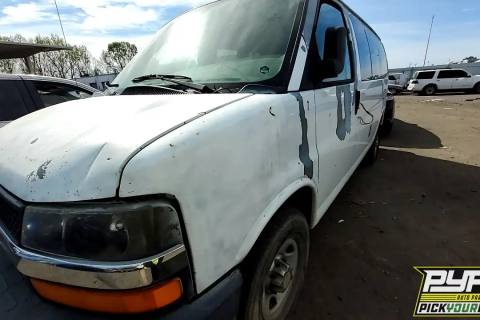 Photo of 2007 Chevrolet Express 3500