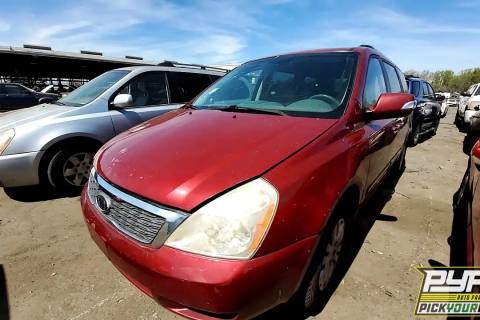 Photo of 2011 Kia Sedona