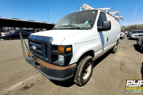 Photo of 2010 Ford E-250