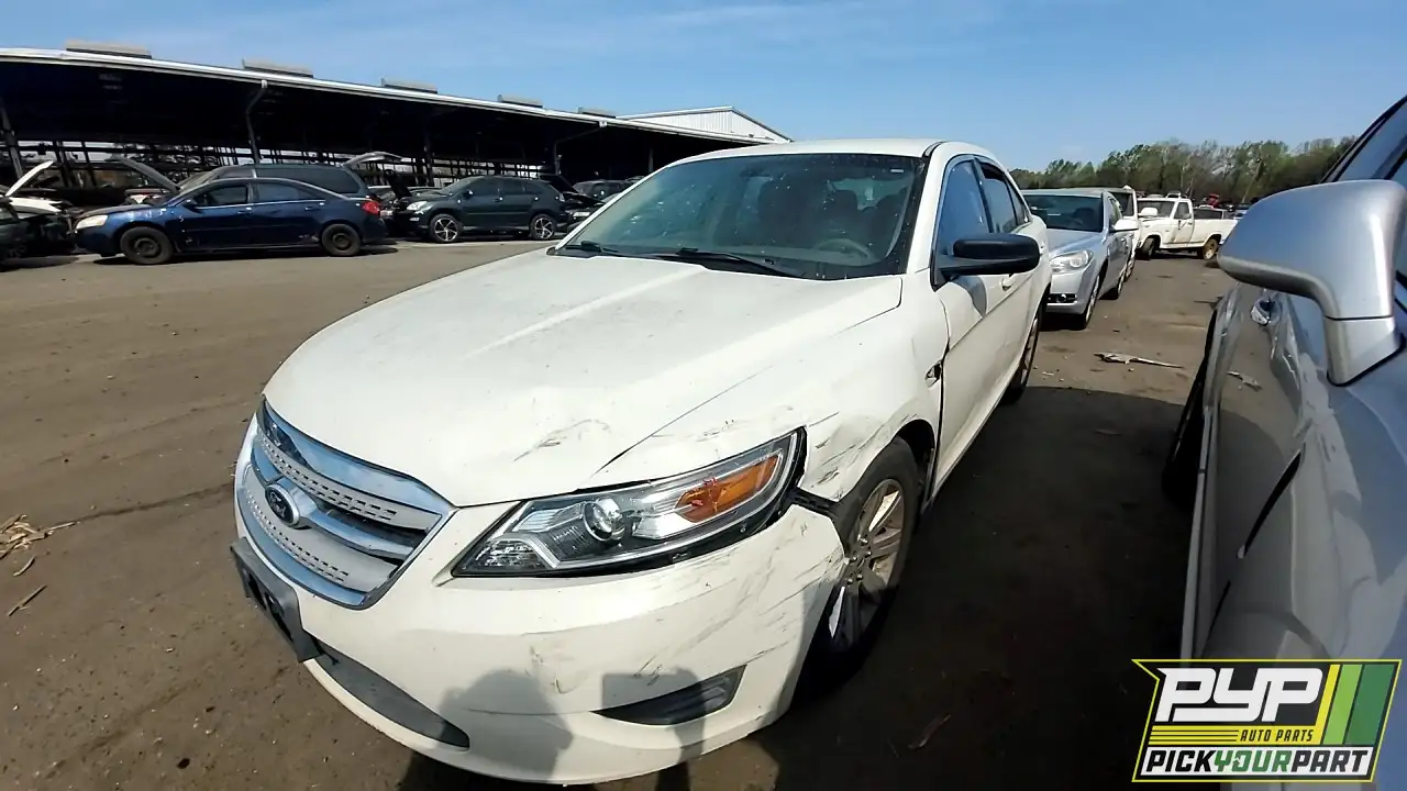 Photo of 2011 Ford Taurus