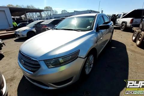 Photo of 2014 Ford Taurus