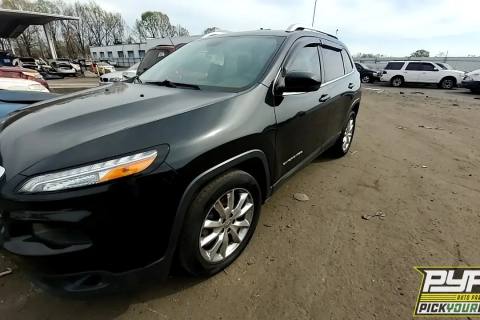 Photo of 2015 Jeep Cherokee