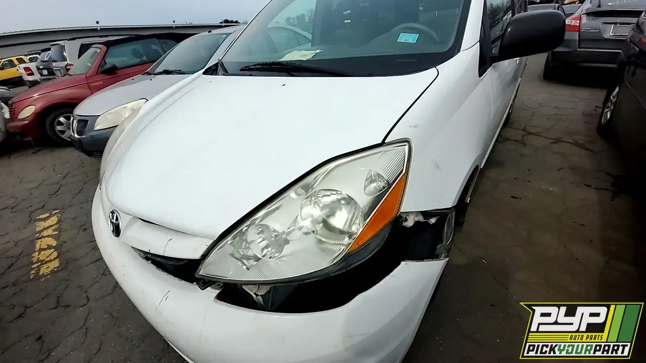 Photo of 2008 Toyota Sienna