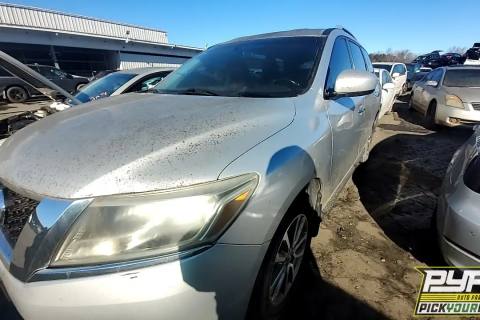 Photo of 2014 Nissan Pathfinder