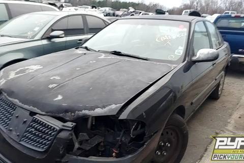 Photo of 2004 Nissan Sentra