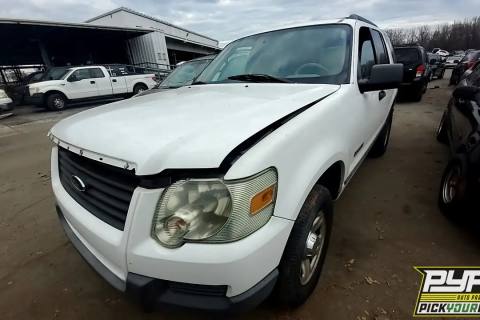 Photo of 2006 Ford Explorer