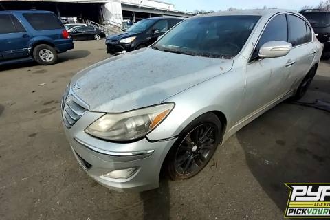 Photo of 2012 Hyundai Genesis