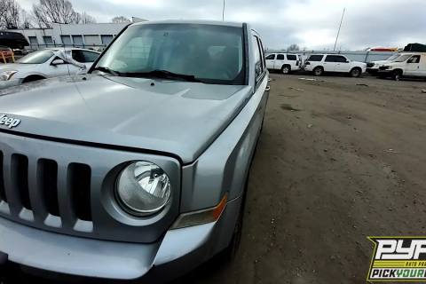 Photo of 2015 Jeep Patriot
