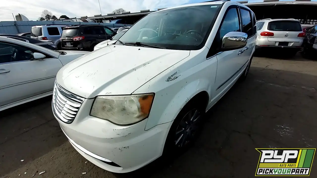 Photo of 2012 Chrysler Town & Country