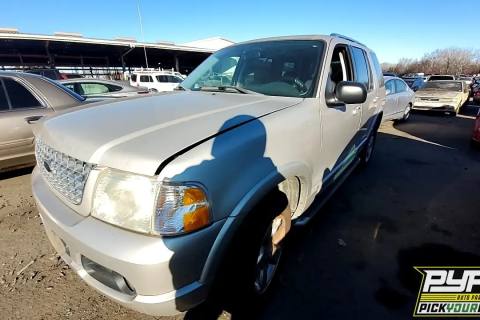 Photo of 2003 Ford Explorer