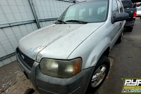 Photo of 2003 Ford Escape