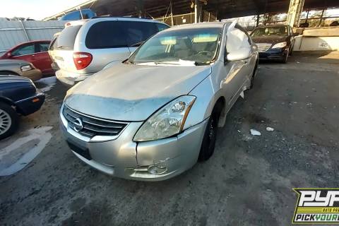Photo of 2011 Nissan Altima