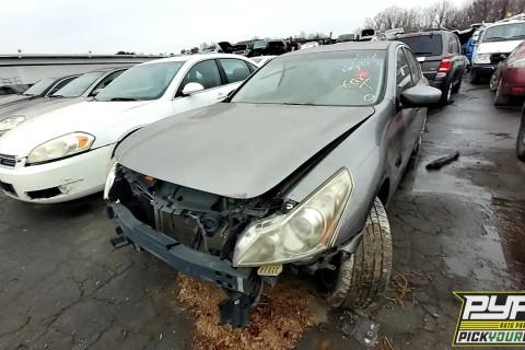 Photo of 2011 Infiniti G37