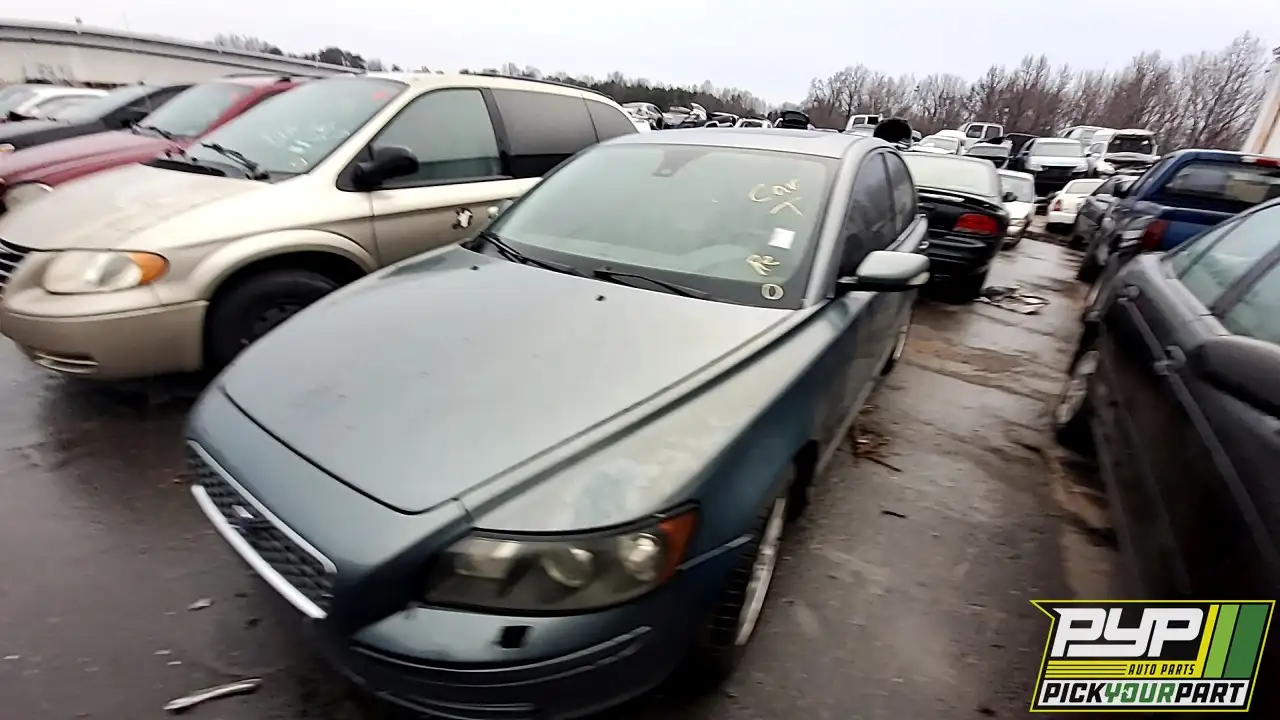 Photo of 2004 Volvo S40