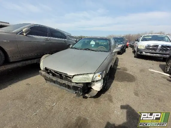 Photo of 1999 Toyota Camry