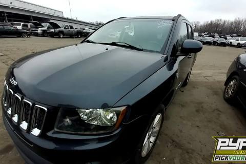 Photo of 2014 Jeep Compass