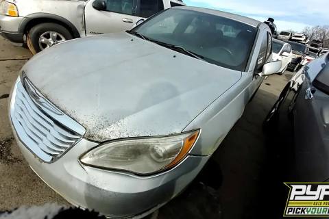 Photo of 2012 Chrysler 200
