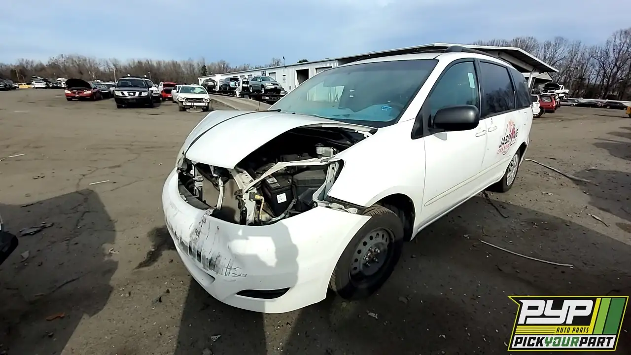 Photo of 2006 Toyota Sienna