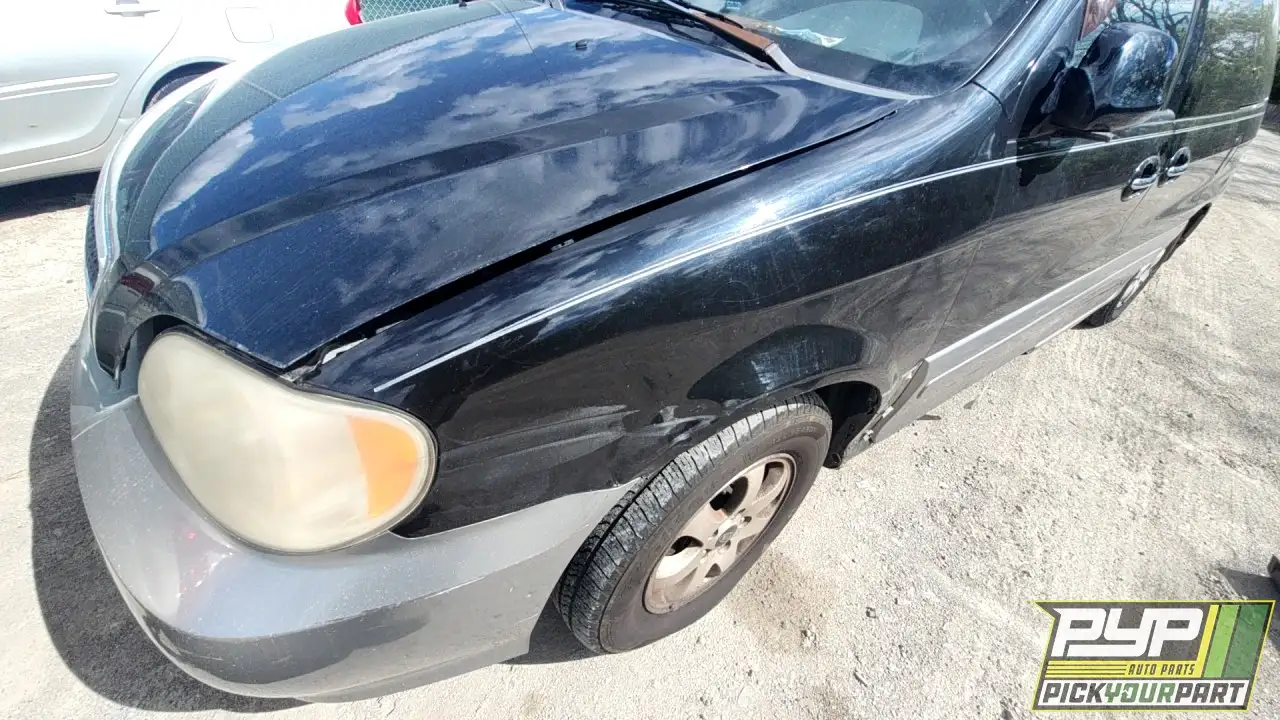 Photo of 2004 Kia Sedona