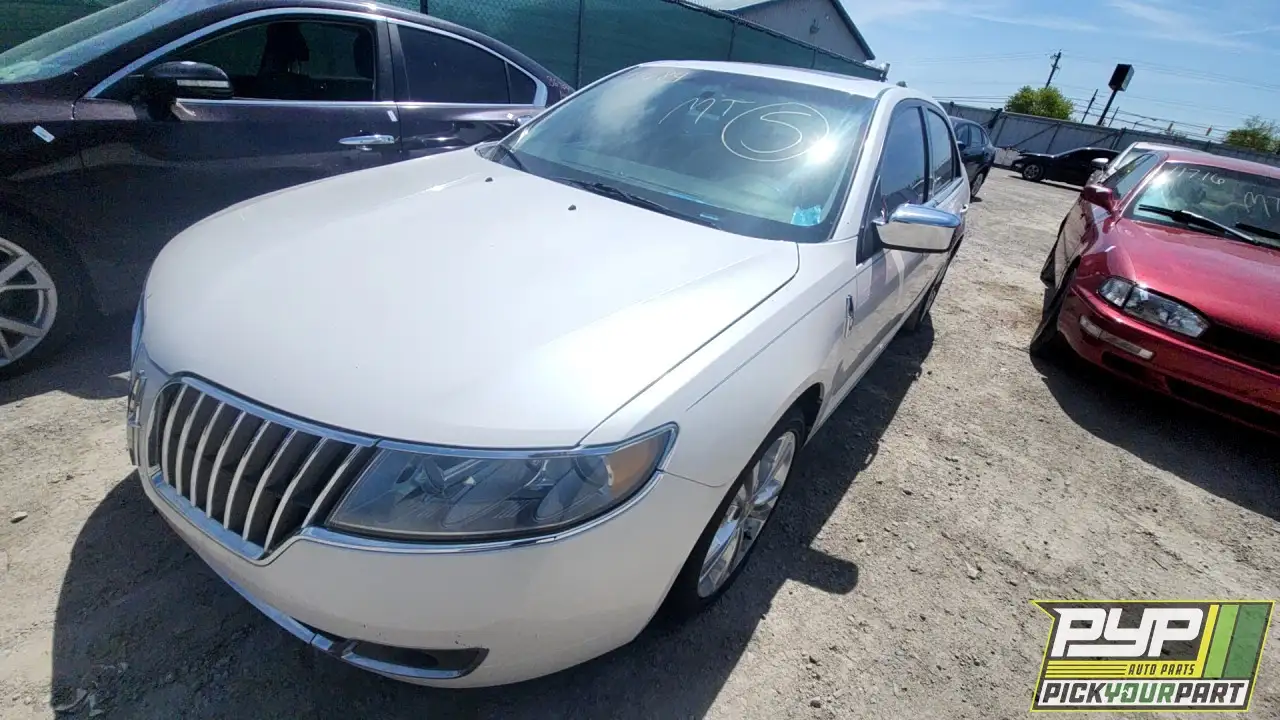 Photo of 2011 Lincoln Mkz