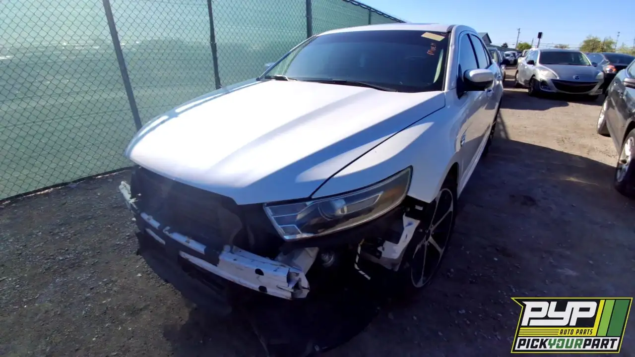 Photo of 2015 Ford Taurus