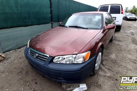 Photo of 2000 Toyota Camry