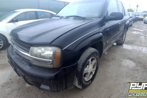 Photo of 2004 Chevrolet Trailblazer