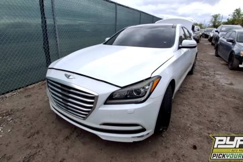 Photo of 2015 Hyundai Genesis