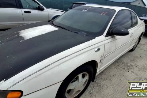 Photo of 2004 Chevrolet Monte Carlo