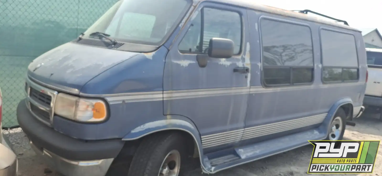 Photo of 1996 Dodge Ram 2500 Van