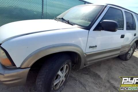 Photo of 2000 Oldsmobile Bravada