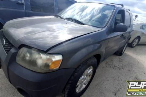 Photo of 2006 Ford Escape