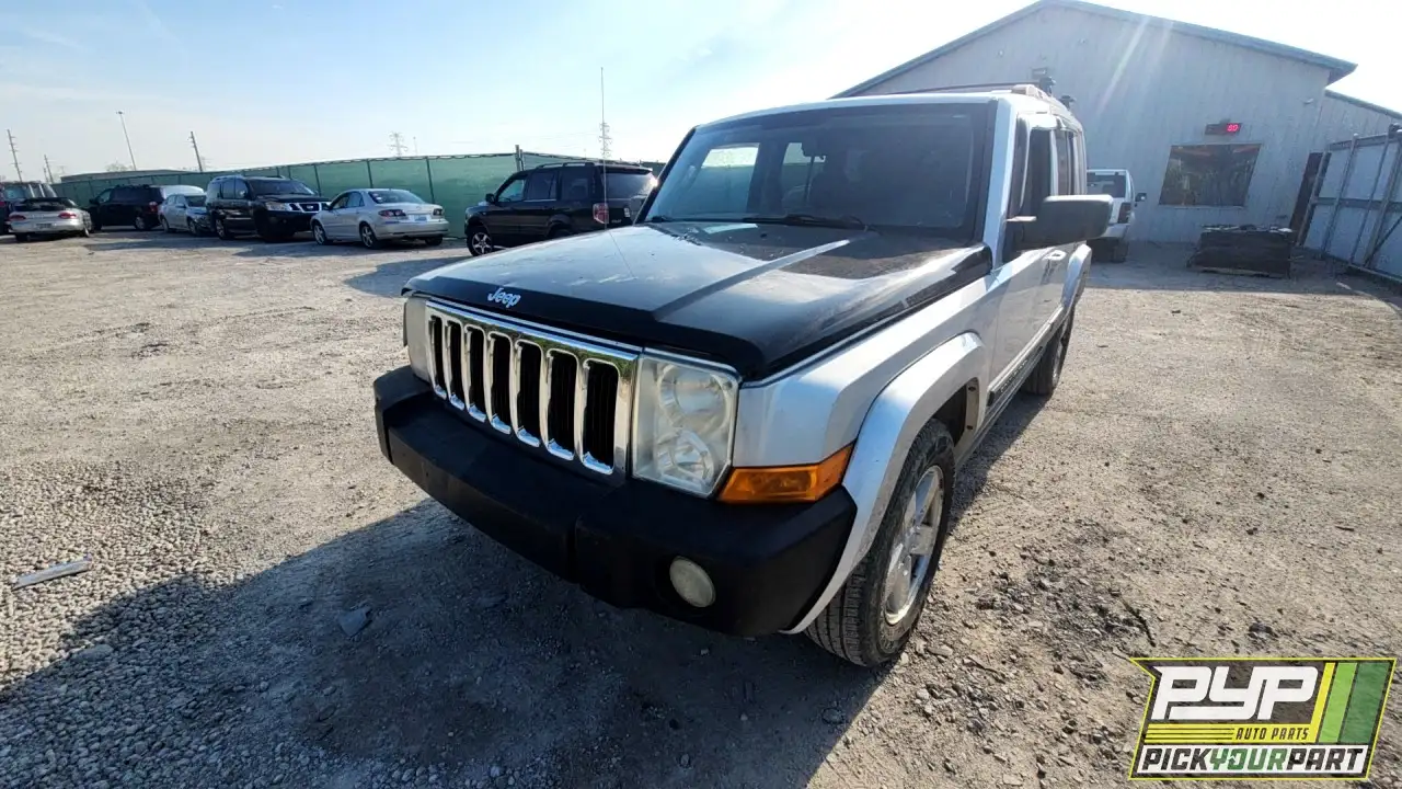 Photo of 2008 Jeep Commander