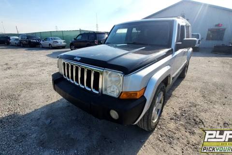 Photo of 2008 Jeep Commander