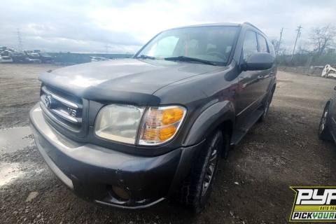 Photo of 2004 Toyota Sequoia