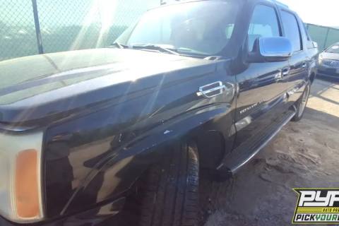 Photo of 2004 Cadillac Escalade Ext