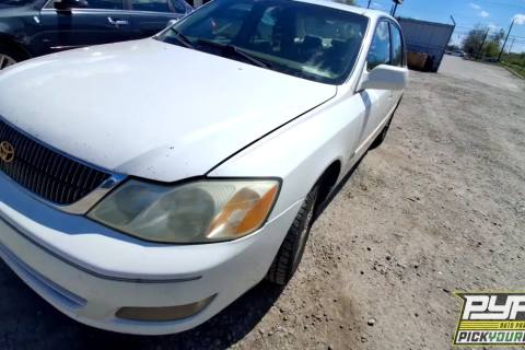 Photo of 2000 Toyota Avalon