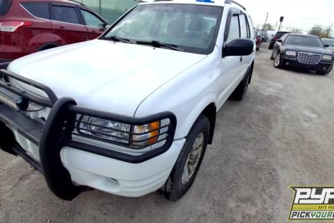 Photo of 2000 Isuzu Rodeo