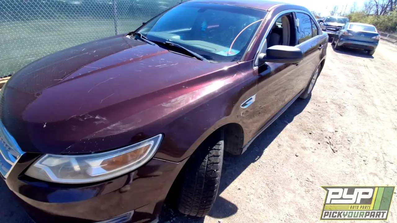 Photo of 2011 Ford Taurus