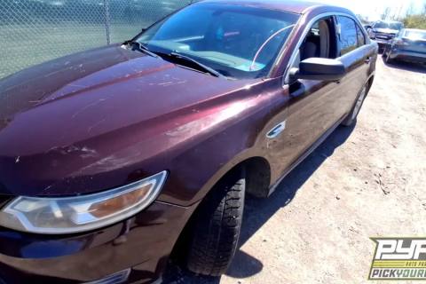 Photo of 2011 Ford Taurus