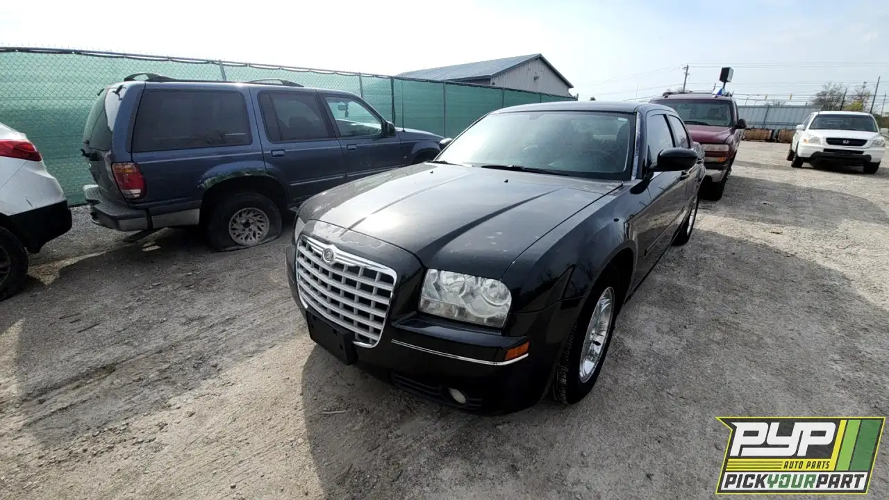 Photo of 2005 Chrysler 300