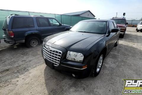 Photo of 2005 Chrysler 300