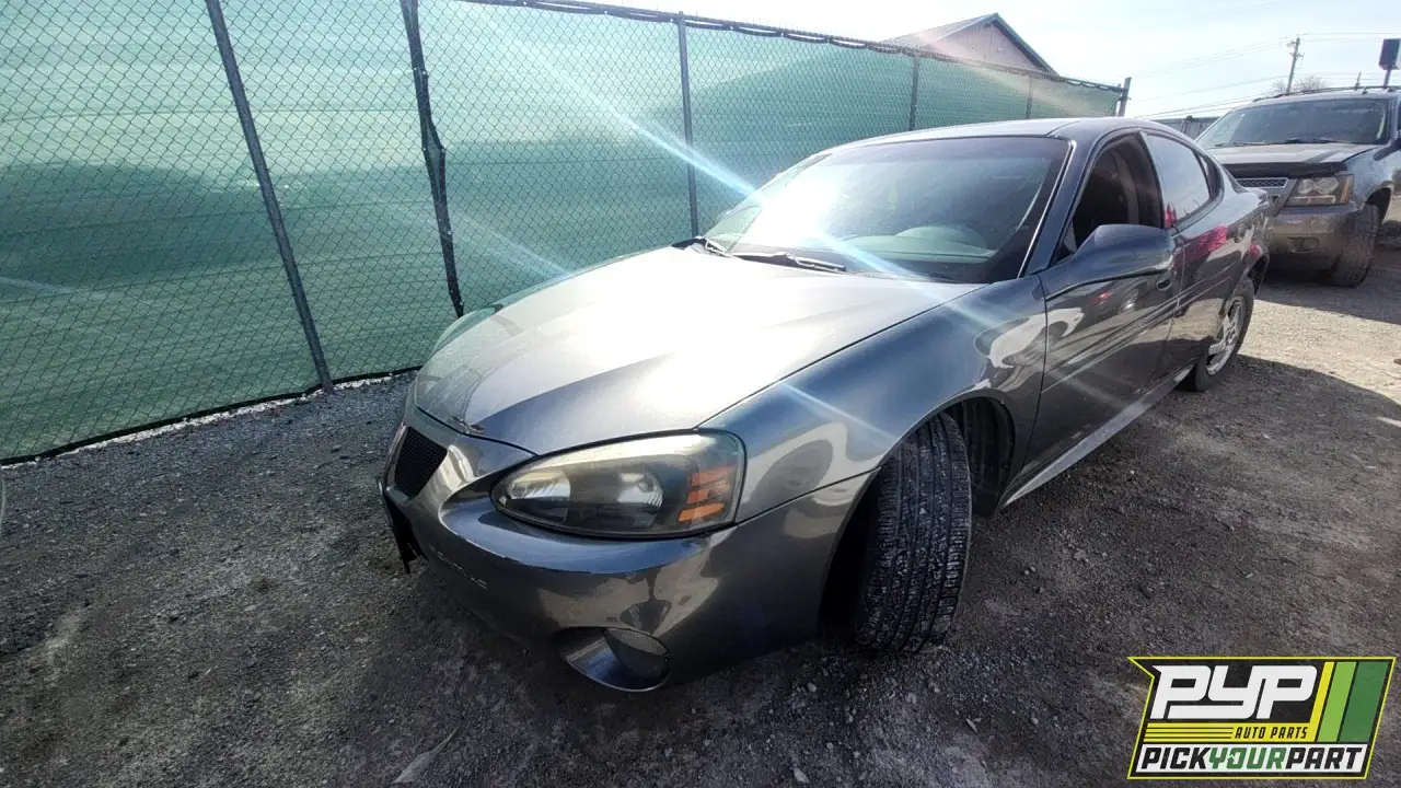 Photo of 2004 Pontiac Grand Prix