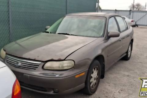 Photo of 1999 Chevrolet Malibu