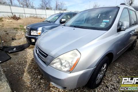Photo of 2006 Kia Sedona