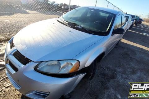 Photo of 2005 Dodge Stratus