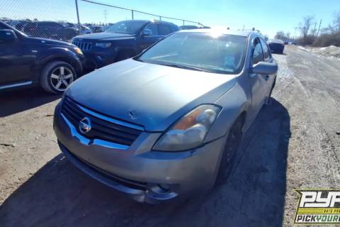 Photo of 2009 Nissan Altima