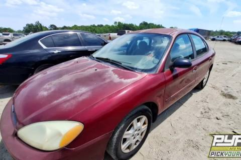 Photo of 2004 Ford Taurus