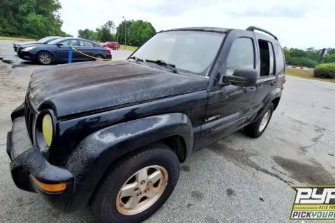 Photo of 2004 Jeep Liberty