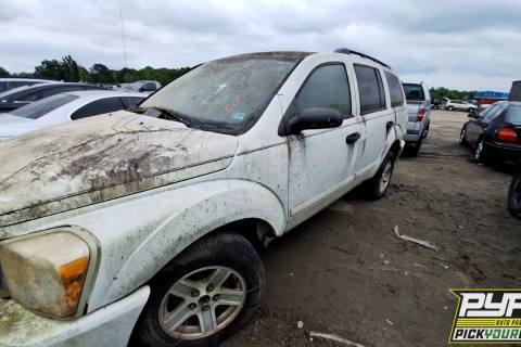 Photo of 2004 Dodge Durango